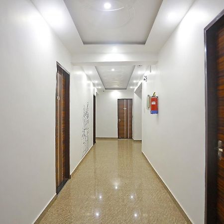 Super Townhouse Cloud Bay, Near Genpact, Sector-69, Gurgaon Hotel Bagian luar foto